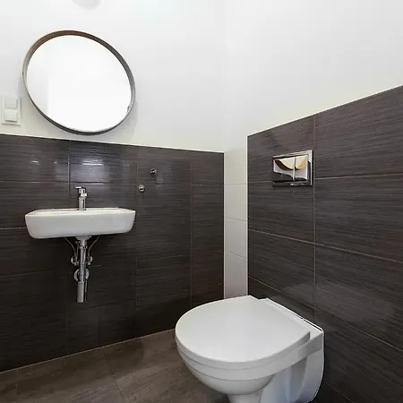 Apartment Charming Close To The Center Warsaw